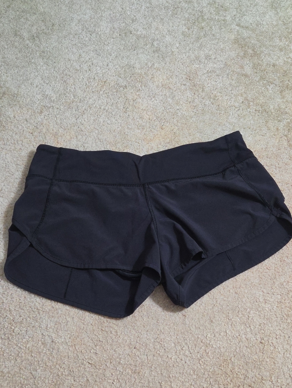 Like New - Lululemon Speed Shorts
